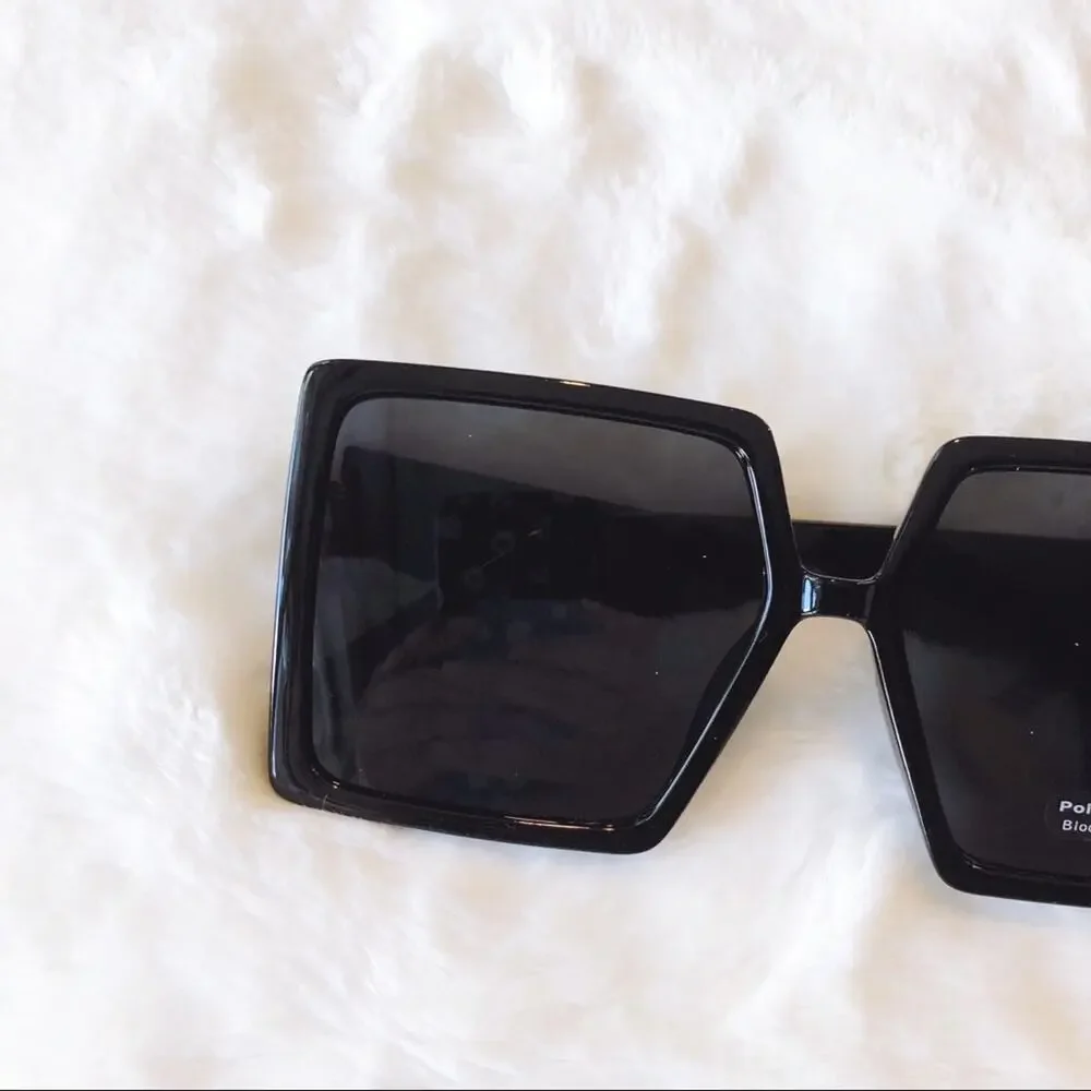 Molly Black Oversized Rectangle Sunglasses